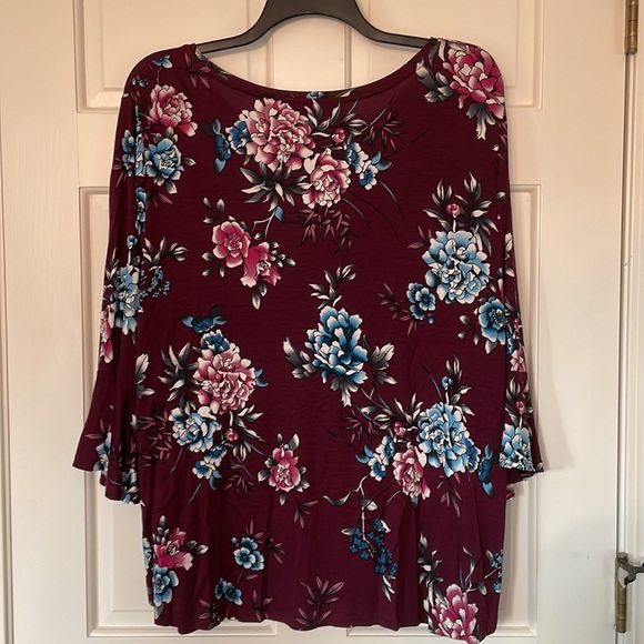 Flutter sleeve floral tee 3X - Picture 4 of 5
